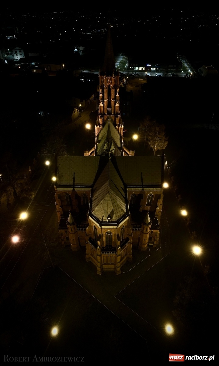 Zdjęcie w galerii na portalu naszraciborz.pl: Wyjątkowe zdjęcia perły raciborskiego neogotyku [FOTO] wiadomości z regionu