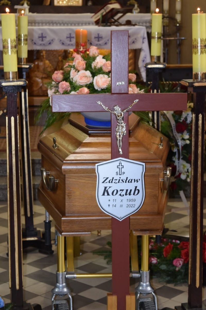 Zdjęcie w galerii na portalu naszraciborz.pl: W Krowiarkach pożegnano dh. Zdzisława Kozuba wiadomości z regionu