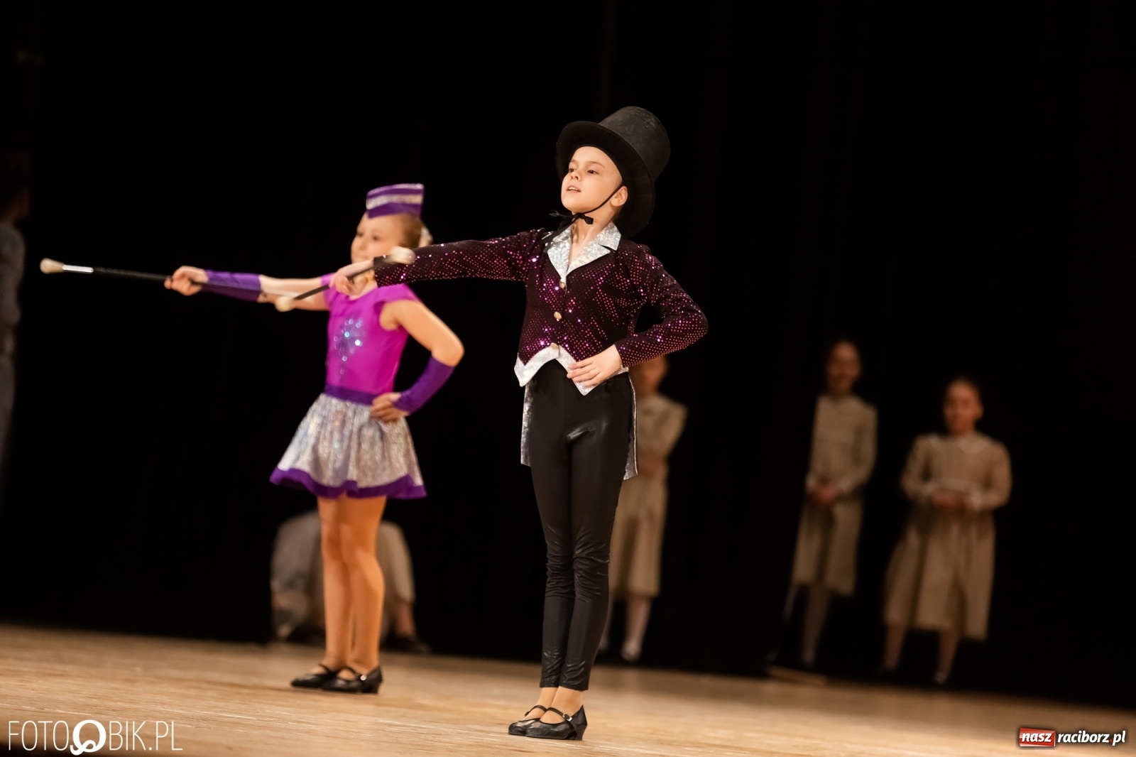 Zdjęcie w galerii na portalu naszraciborz.pl: Łężczok zatańczył dla Sophie [FOTO i WIDEO] wiadomości z regionu