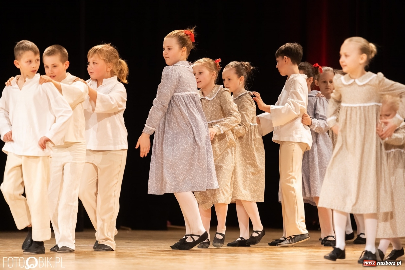 Zdjęcie w galerii na portalu naszraciborz.pl: Łężczok zatańczył dla Sophie [FOTO i WIDEO] wiadomości z regionu