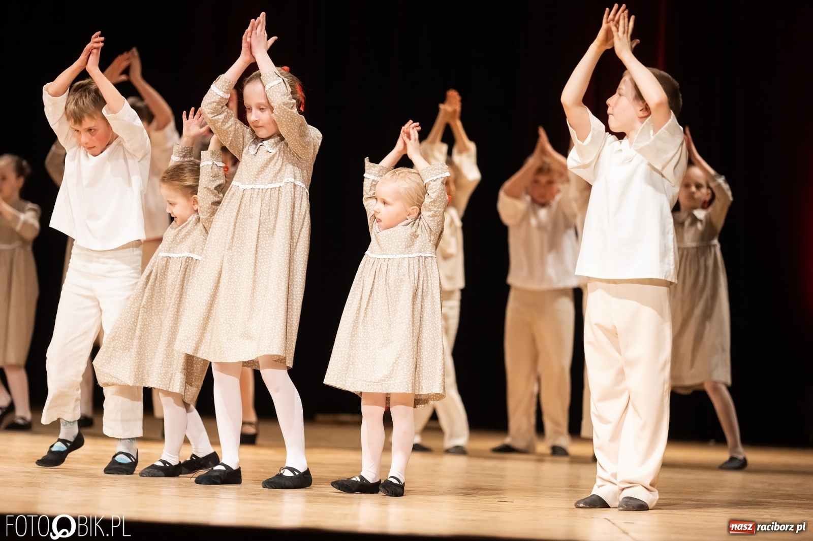 Zdjęcie w galerii na portalu naszraciborz.pl: Łężczok zatańczył dla Sophie [FOTO i WIDEO] wiadomości z regionu
