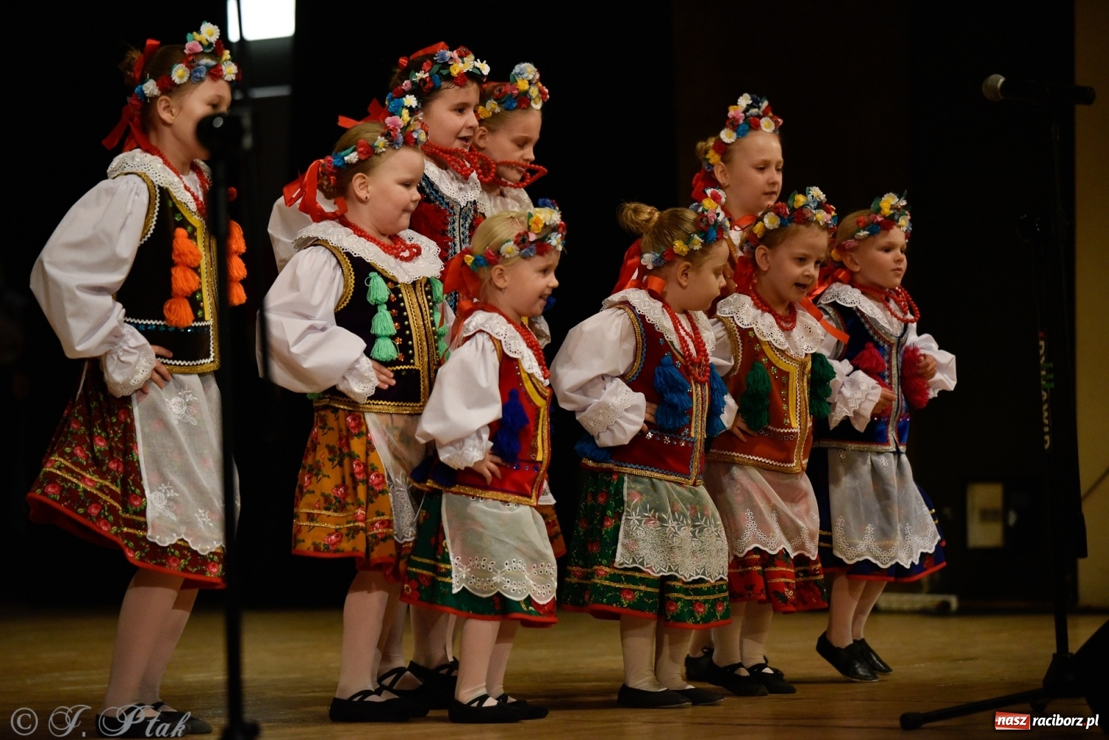Zdjęcie w galerii na portalu naszraciborz.pl: Łężczok wytańczył ponad 10 tys. dla małej Sophie wiadomości z regionu