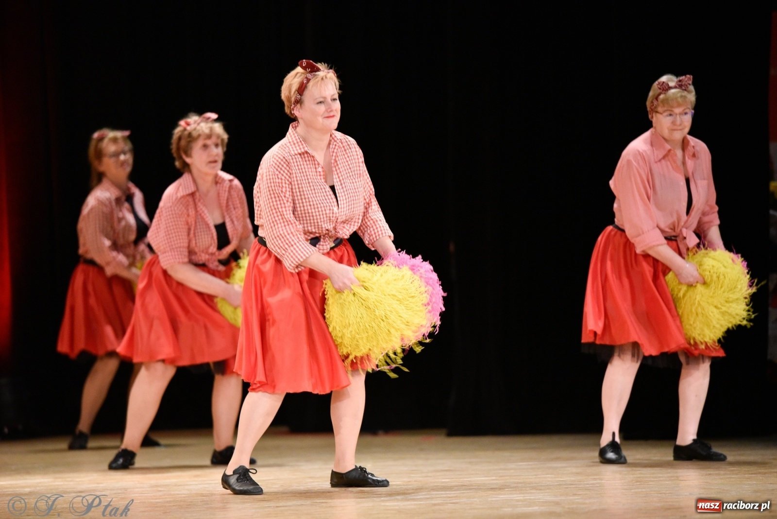 Zdjęcie w galerii na portalu naszraciborz.pl: Łężczok wytańczył ponad 10 tys. dla małej Sophie wiadomości z regionu