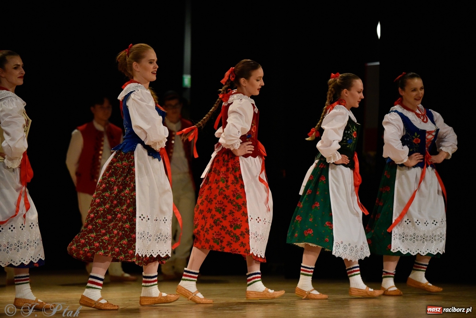 Zdjęcie w galerii na portalu naszraciborz.pl: Łężczok wytańczył ponad 10 tys. dla małej Sophie wiadomości z regionu