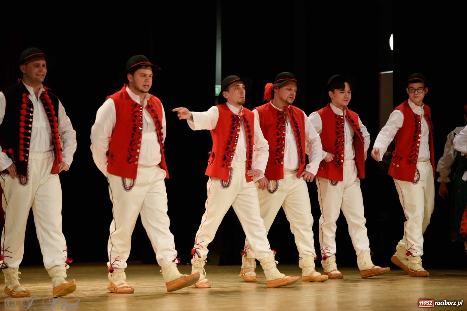 Zdjęcie w galerii na portalu naszraciborz.pl: Łężczok wytańczył ponad 10 tys. dla małej Sophie wiadomości z regionu