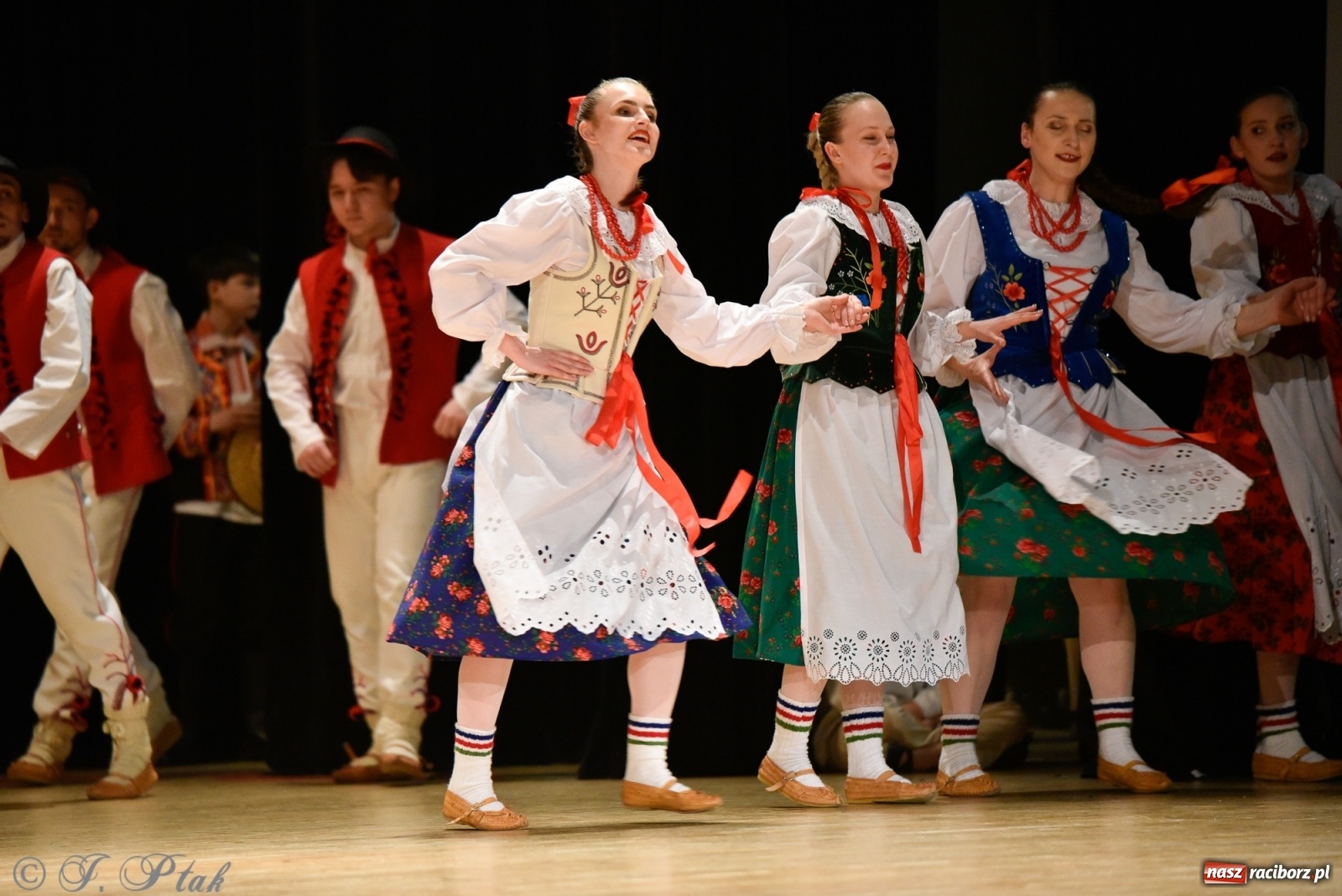 Zdjęcie w galerii na portalu naszraciborz.pl: Łężczok wytańczył ponad 10 tys. dla małej Sophie wiadomości z regionu
