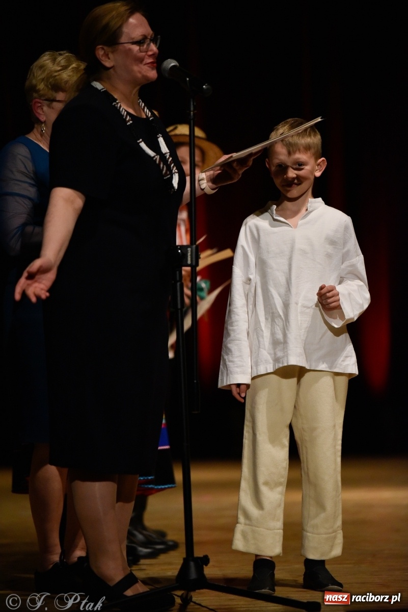 Zdjęcie w galerii na portalu naszraciborz.pl: Łężczok wytańczył ponad 10 tys. dla małej Sophie wiadomości z regionu