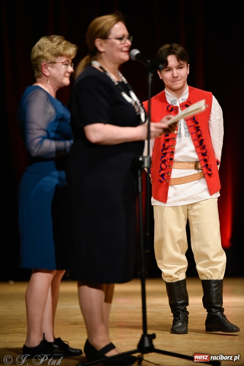 Zdjęcie w galerii na portalu naszraciborz.pl: Łężczok wytańczył ponad 10 tys. dla małej Sophie wiadomości z regionu