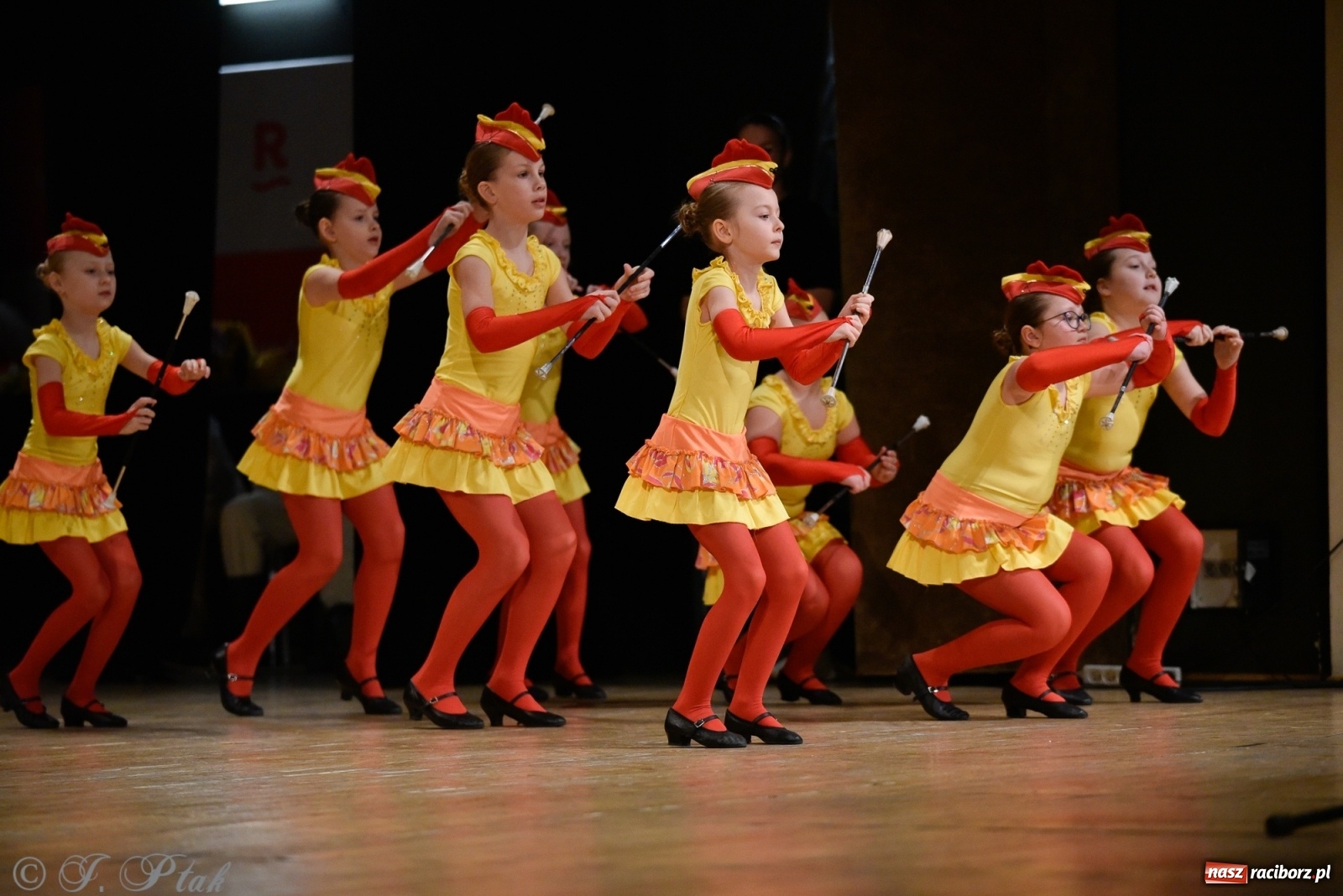 Zdjęcie w galerii na portalu naszraciborz.pl: Łężczok wytańczył ponad 10 tys. dla małej Sophie wiadomości z regionu