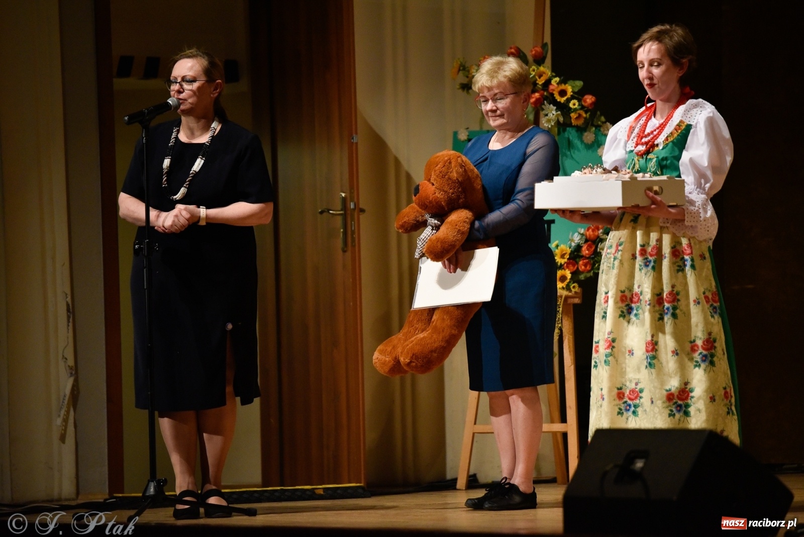 Zdjęcie w galerii na portalu naszraciborz.pl: Łężczok wytańczył ponad 10 tys. dla małej Sophie wiadomości z regionu