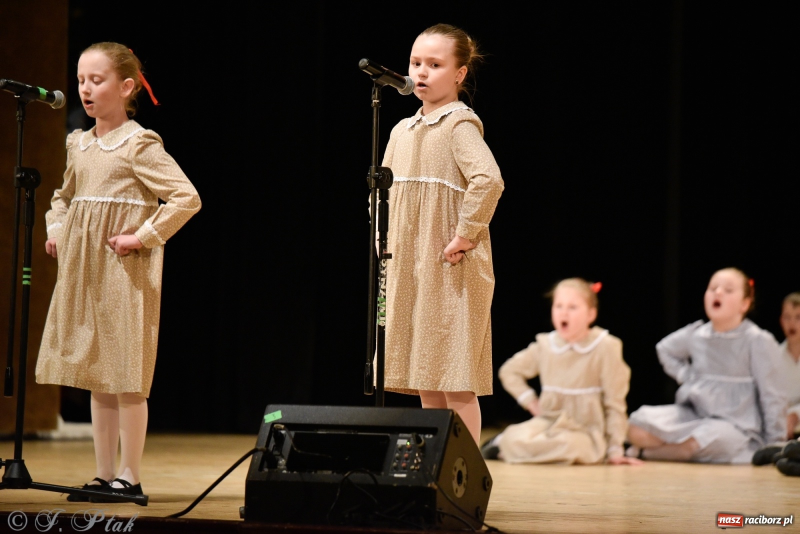 Zdjęcie w galerii na portalu naszraciborz.pl: Łężczok wytańczył ponad 10 tys. dla małej Sophie wiadomości z regionu