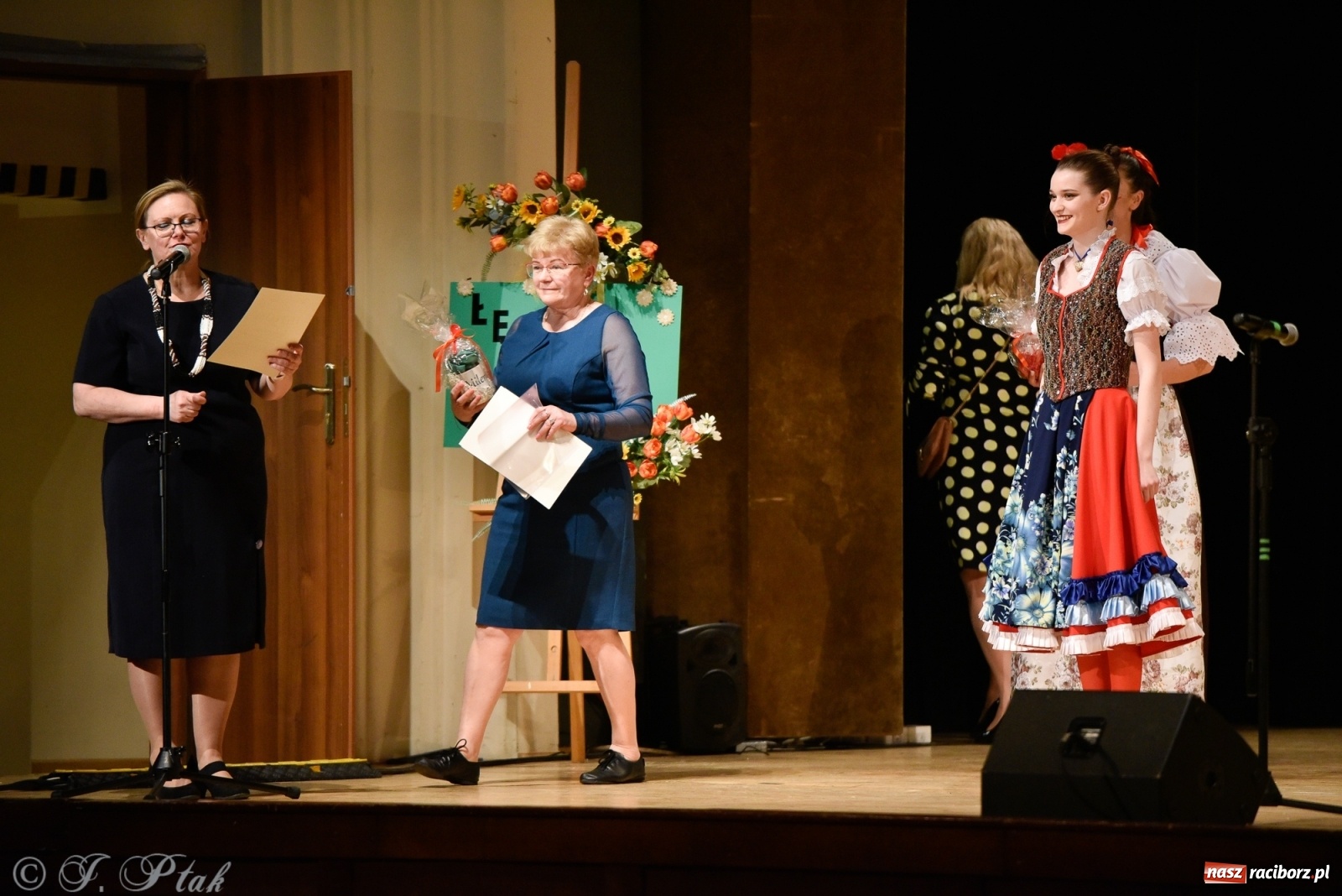 Zdjęcie w galerii na portalu naszraciborz.pl: Łężczok wytańczył ponad 10 tys. dla małej Sophie wiadomości z regionu