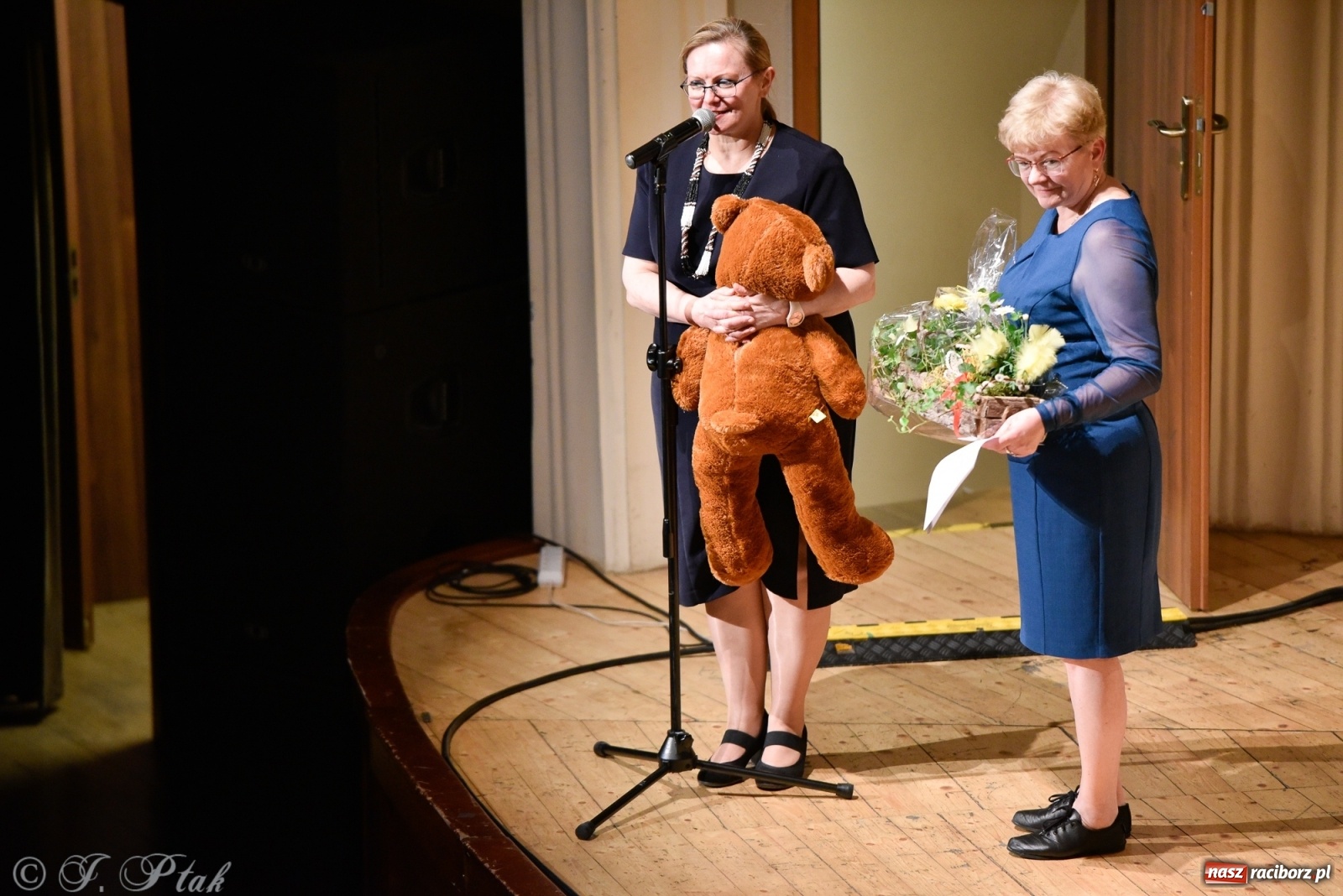 Zdjęcie w galerii na portalu naszraciborz.pl: Łężczok wytańczył ponad 10 tys. dla małej Sophie wiadomości z regionu