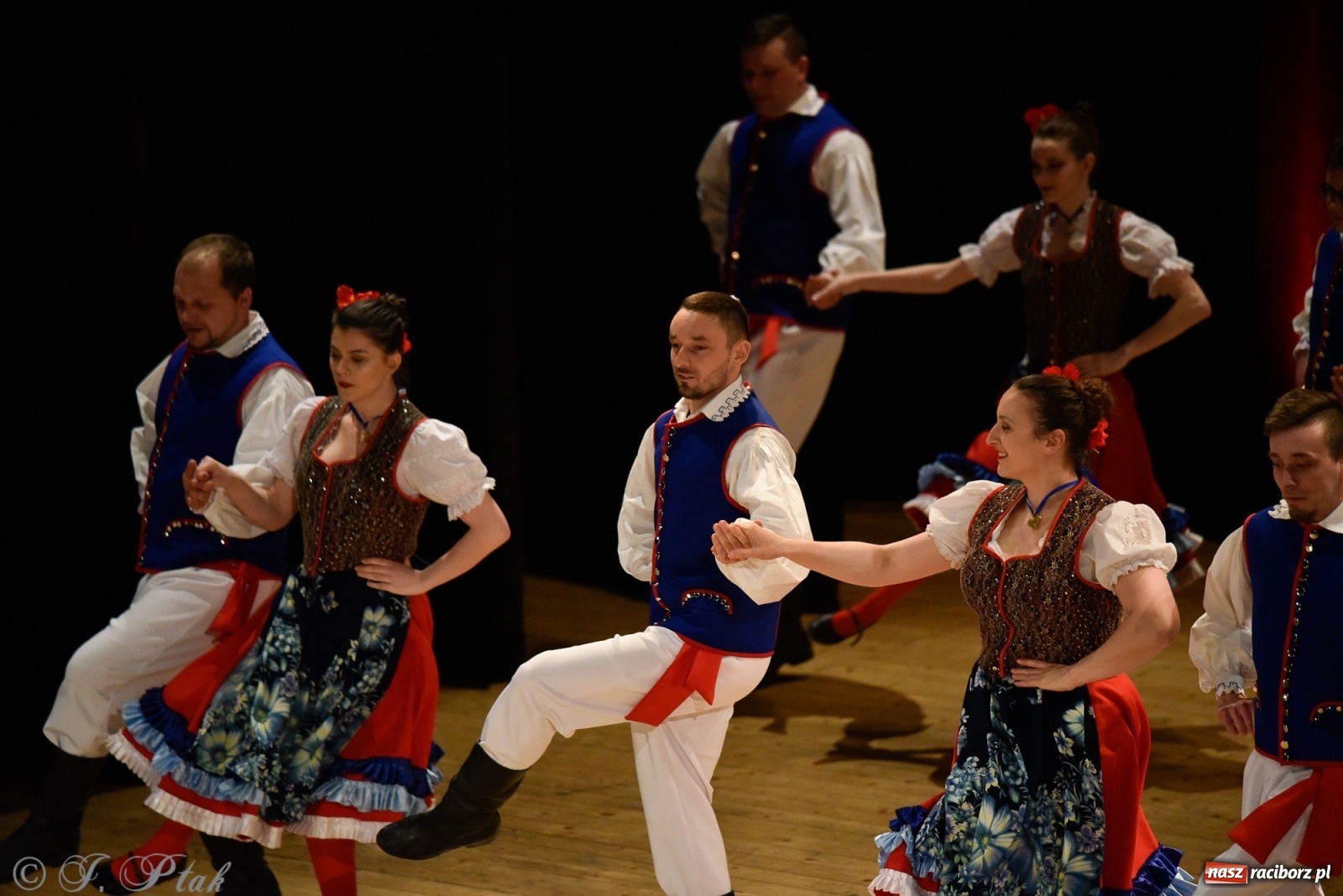 Zdjęcie w galerii na portalu naszraciborz.pl: Łężczok wytańczył ponad 10 tys. dla małej Sophie wiadomości z regionu