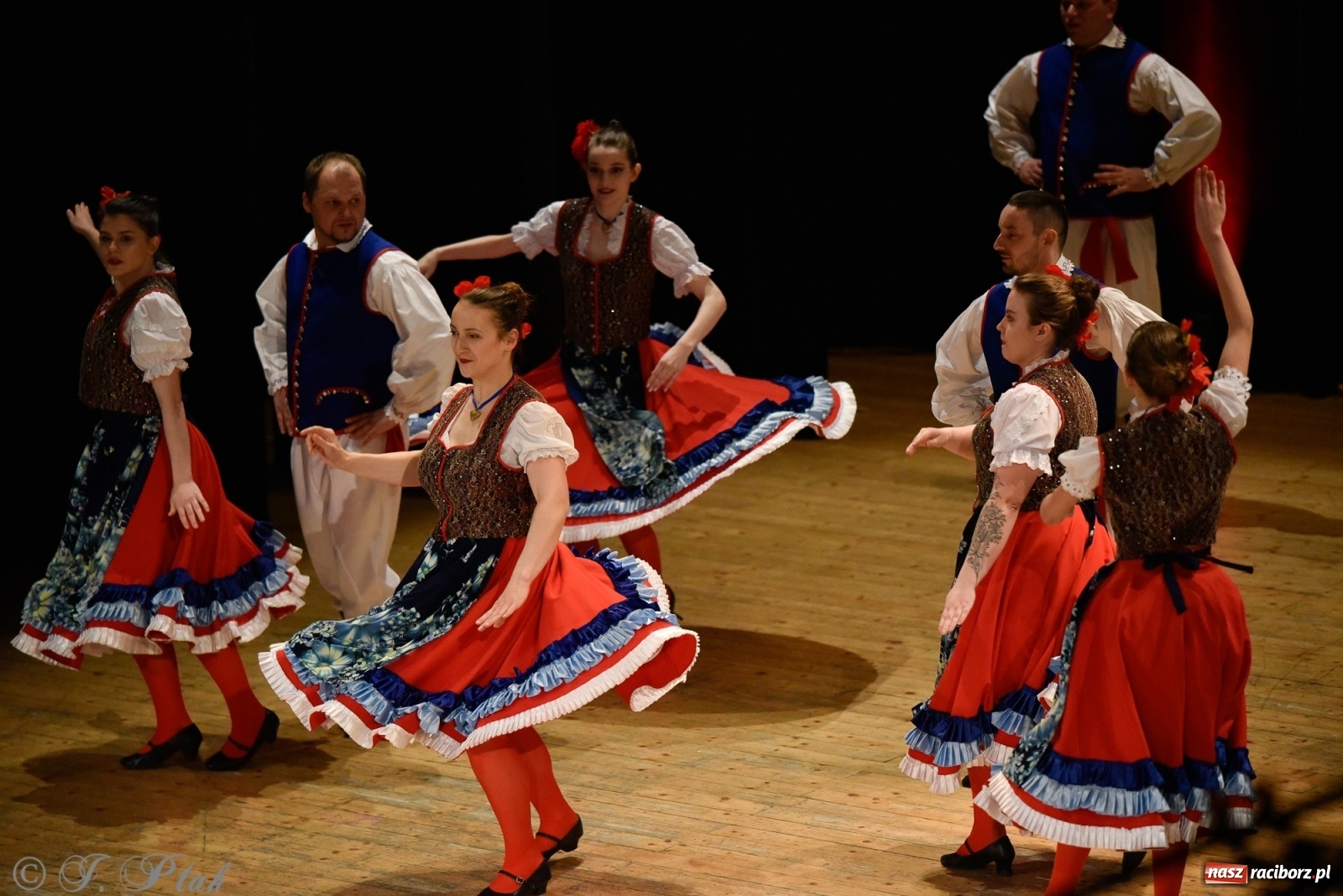 Zdjęcie w galerii na portalu naszraciborz.pl: Łężczok wytańczył ponad 10 tys. dla małej Sophie wiadomości z regionu