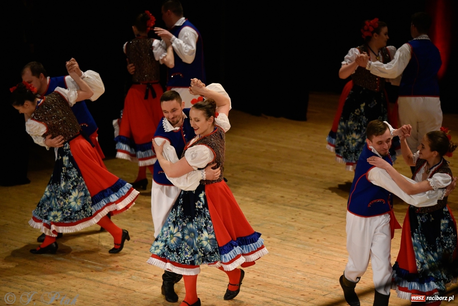 Zdjęcie w galerii na portalu naszraciborz.pl: Łężczok wytańczył ponad 10 tys. dla małej Sophie wiadomości z regionu