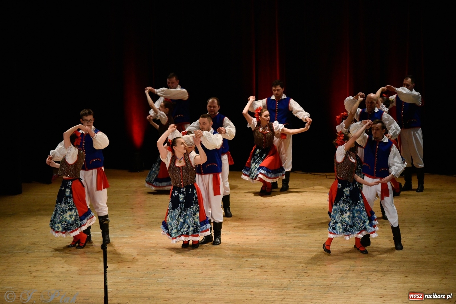 Zdjęcie w galerii na portalu naszraciborz.pl: Łężczok wytańczył ponad 10 tys. dla małej Sophie wiadomości z regionu
