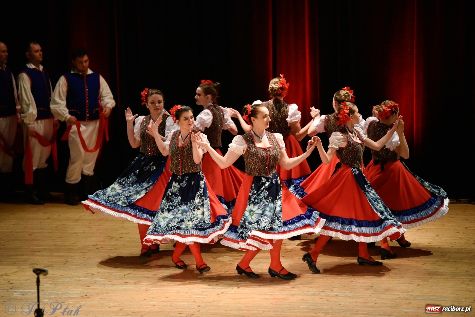 Zdjęcie w galerii na portalu naszraciborz.pl: Łężczok wytańczył ponad 10 tys. dla małej Sophie wiadomości z regionu