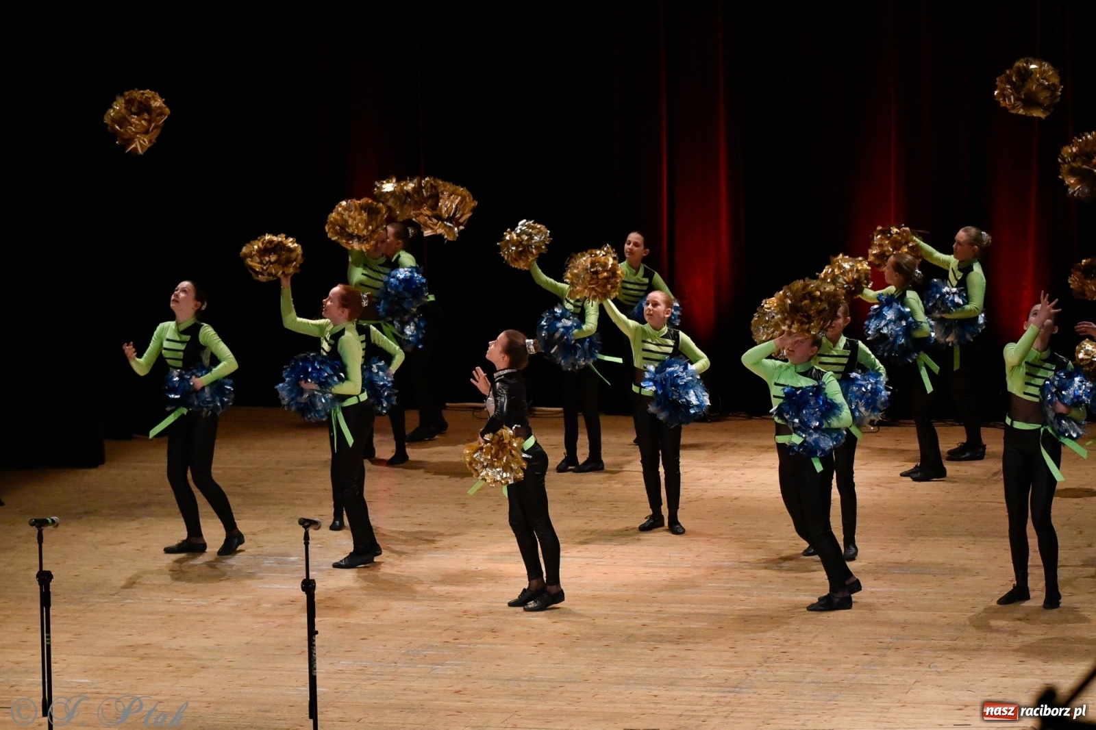 Zdjęcie w galerii na portalu naszraciborz.pl: Łężczok wytańczył ponad 10 tys. dla małej Sophie wiadomości z regionu
