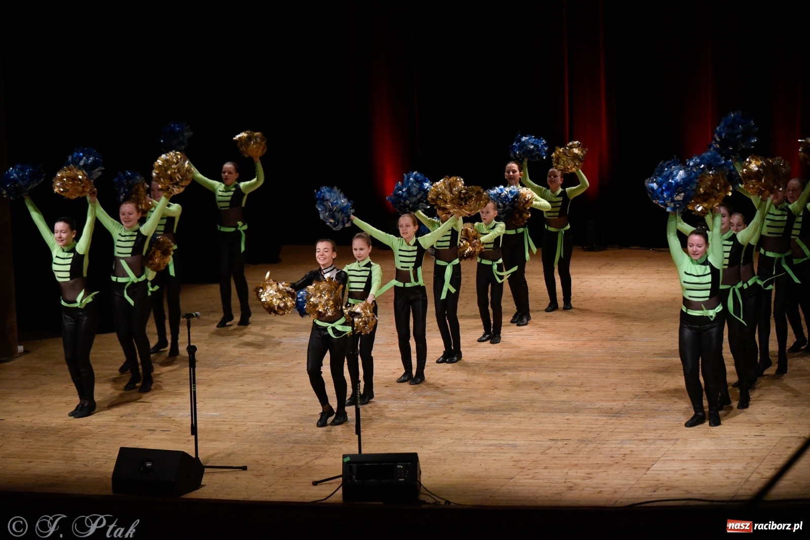 Zdjęcie w galerii na portalu naszraciborz.pl: Łężczok wytańczył ponad 10 tys. dla małej Sophie wiadomości z regionu