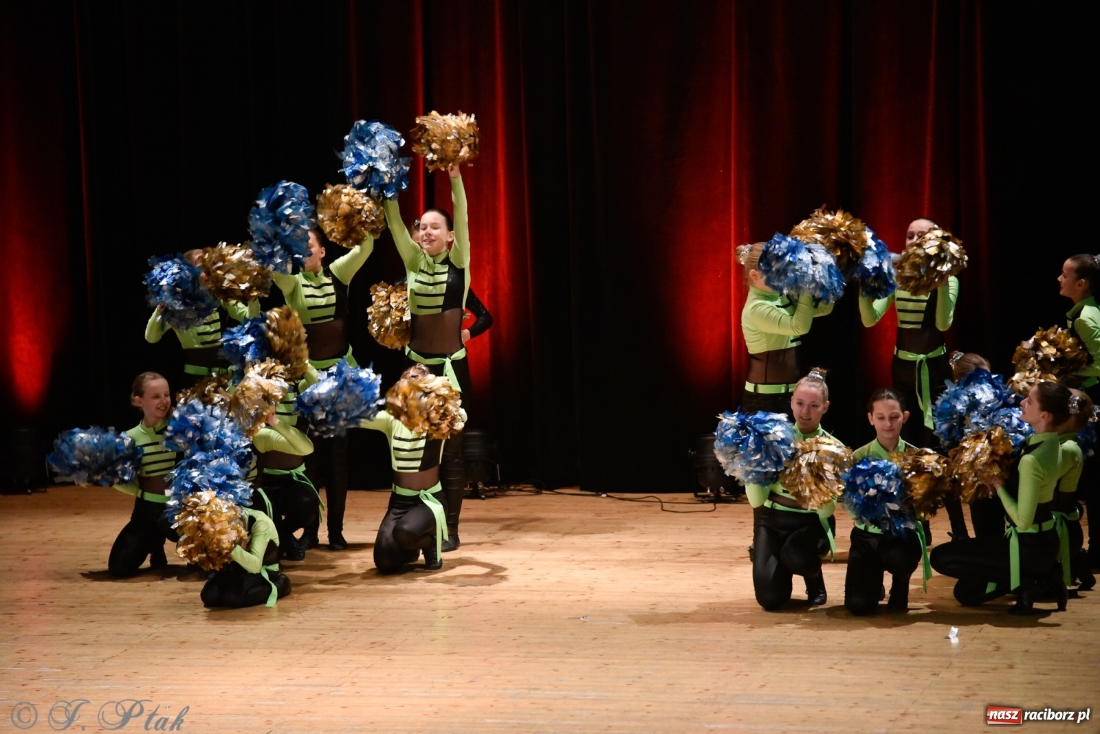 Zdjęcie w galerii na portalu naszraciborz.pl: Łężczok wytańczył ponad 10 tys. dla małej Sophie wiadomości z regionu