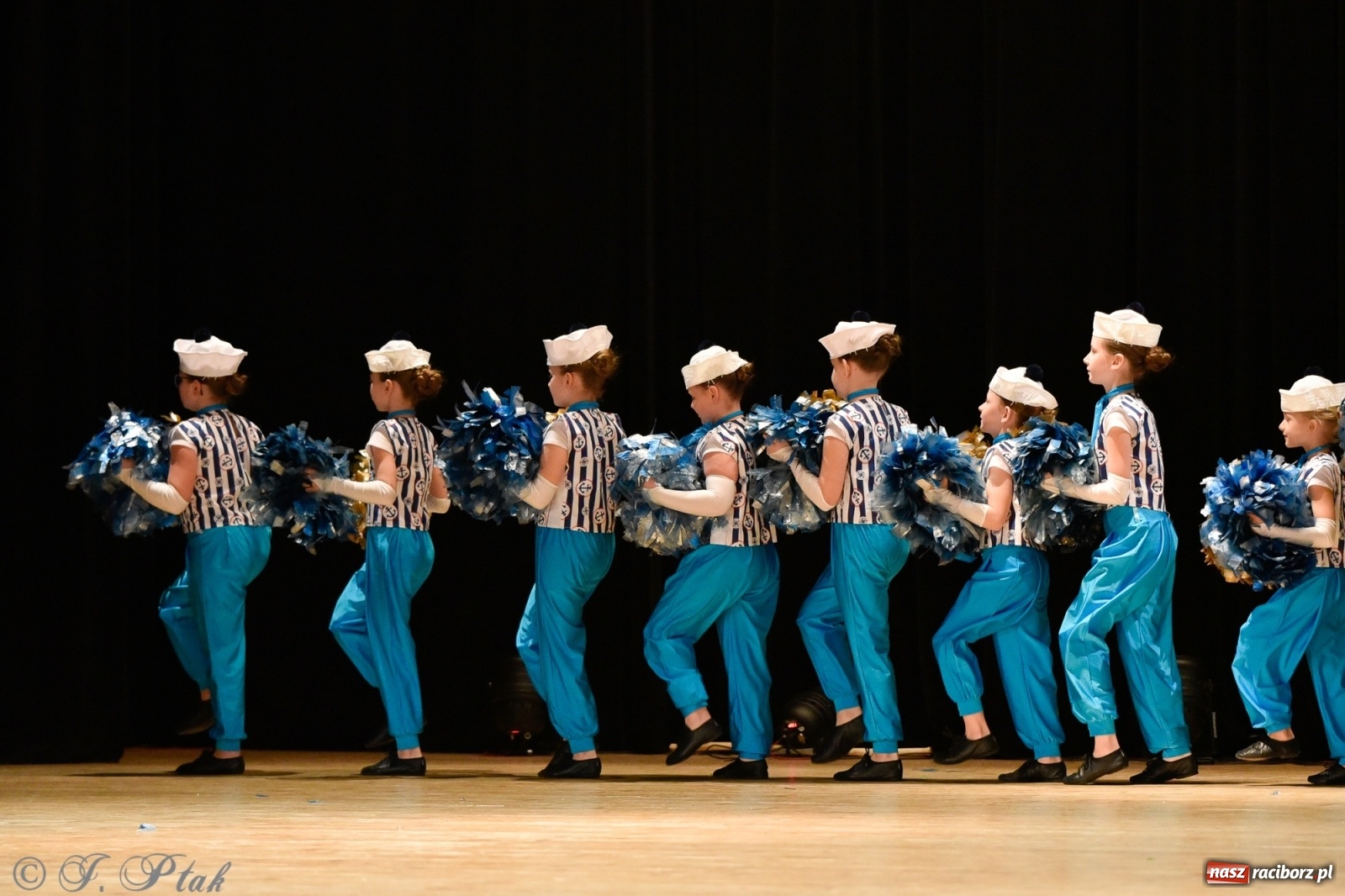 Zdjęcie w galerii na portalu naszraciborz.pl: Łężczok wytańczył ponad 10 tys. dla małej Sophie wiadomości z regionu