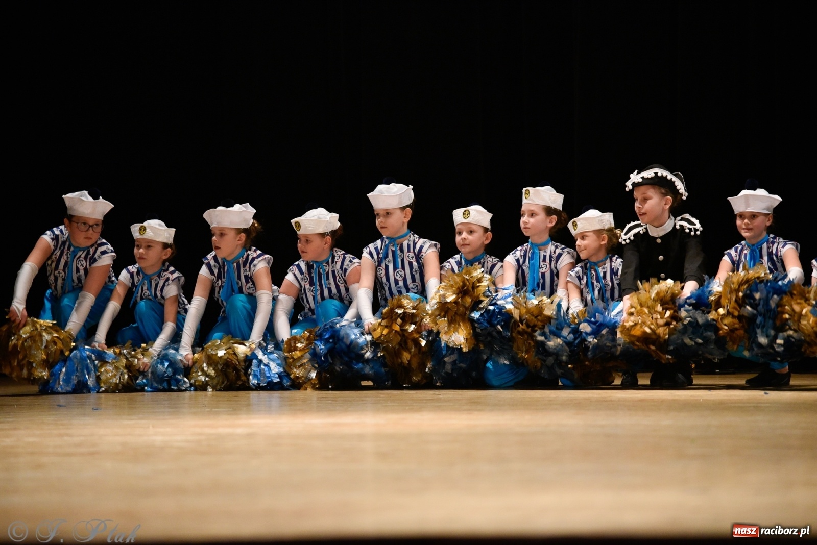 Zdjęcie w galerii na portalu naszraciborz.pl: Łężczok wytańczył ponad 10 tys. dla małej Sophie wiadomości z regionu