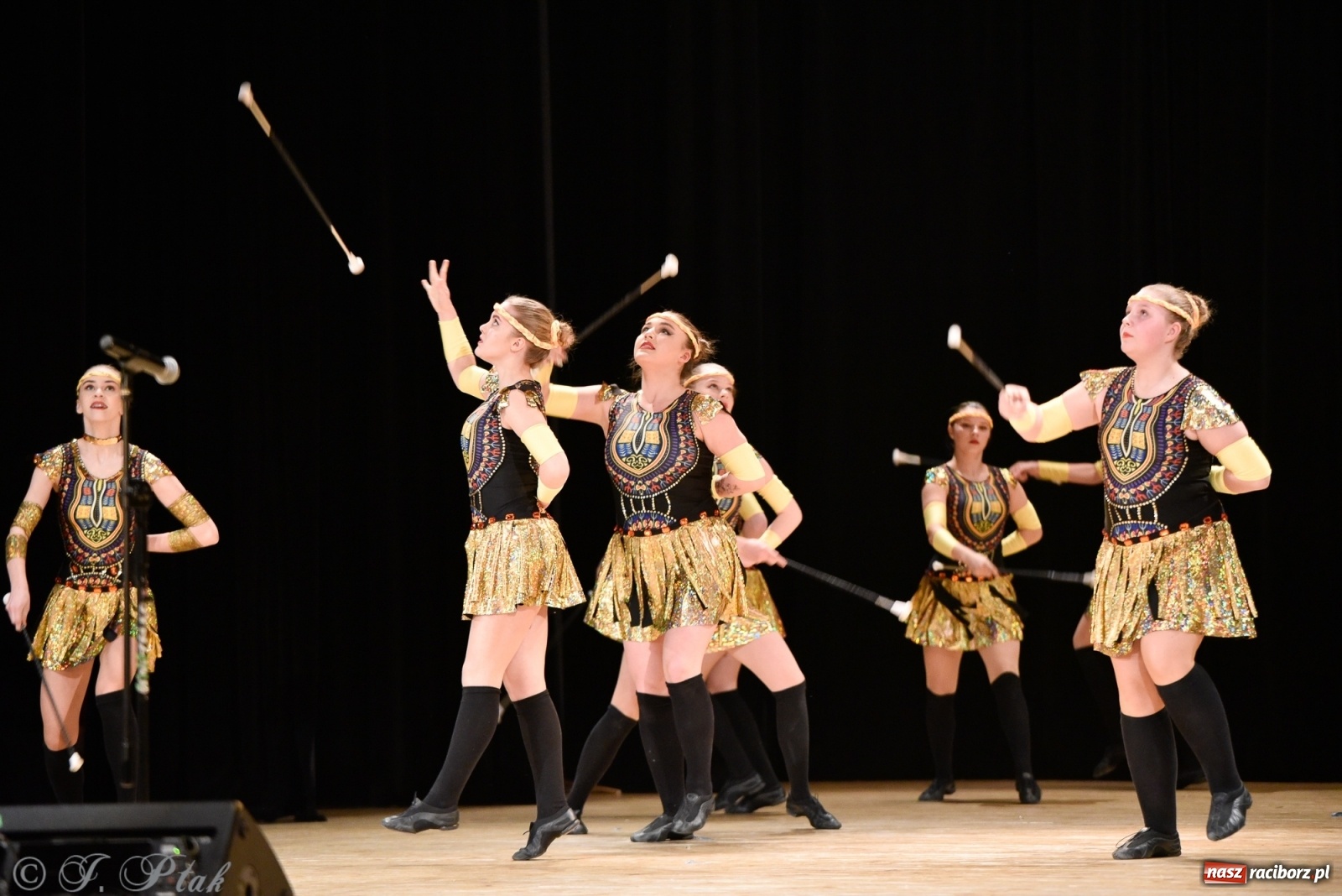 Zdjęcie w galerii na portalu naszraciborz.pl: Łężczok wytańczył ponad 10 tys. dla małej Sophie wiadomości z regionu