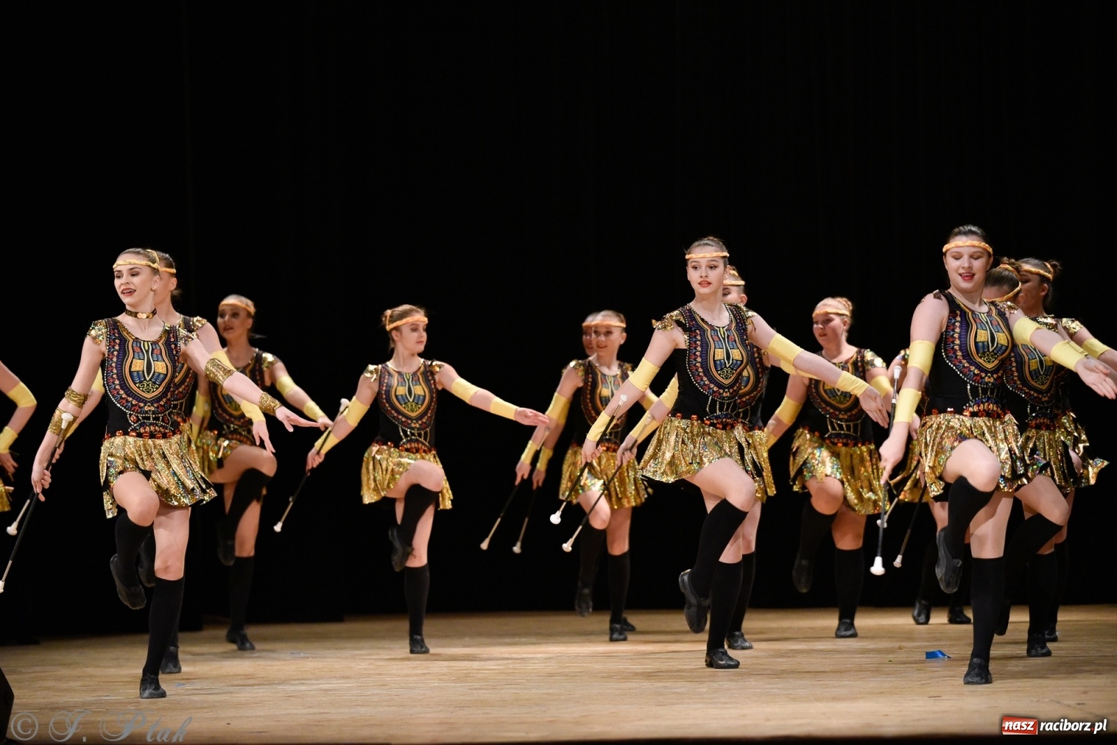 Zdjęcie w galerii na portalu naszraciborz.pl: Łężczok wytańczył ponad 10 tys. dla małej Sophie wiadomości z regionu