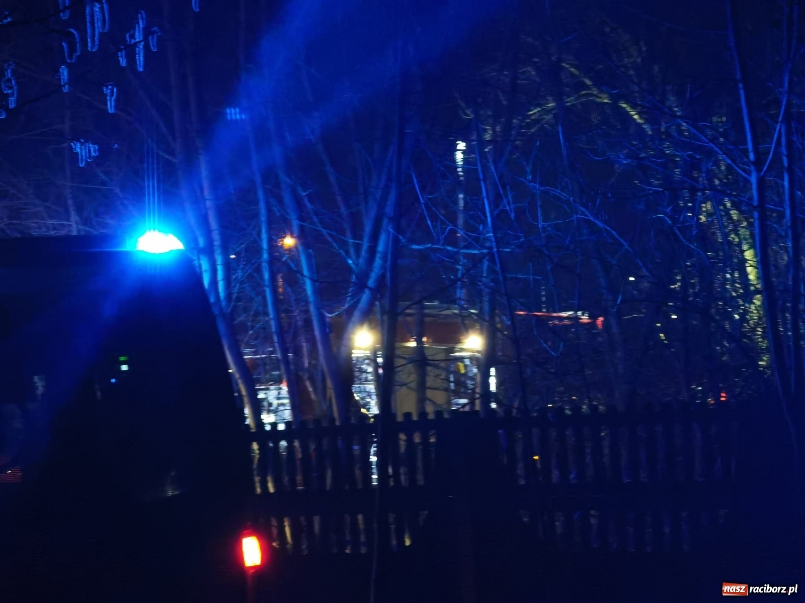 Zdjęcie w galerii na portalu naszraciborz.pl: Tragedia przy Kościuszki. Kobieta zginęła w pożarze wiadomości z regionu