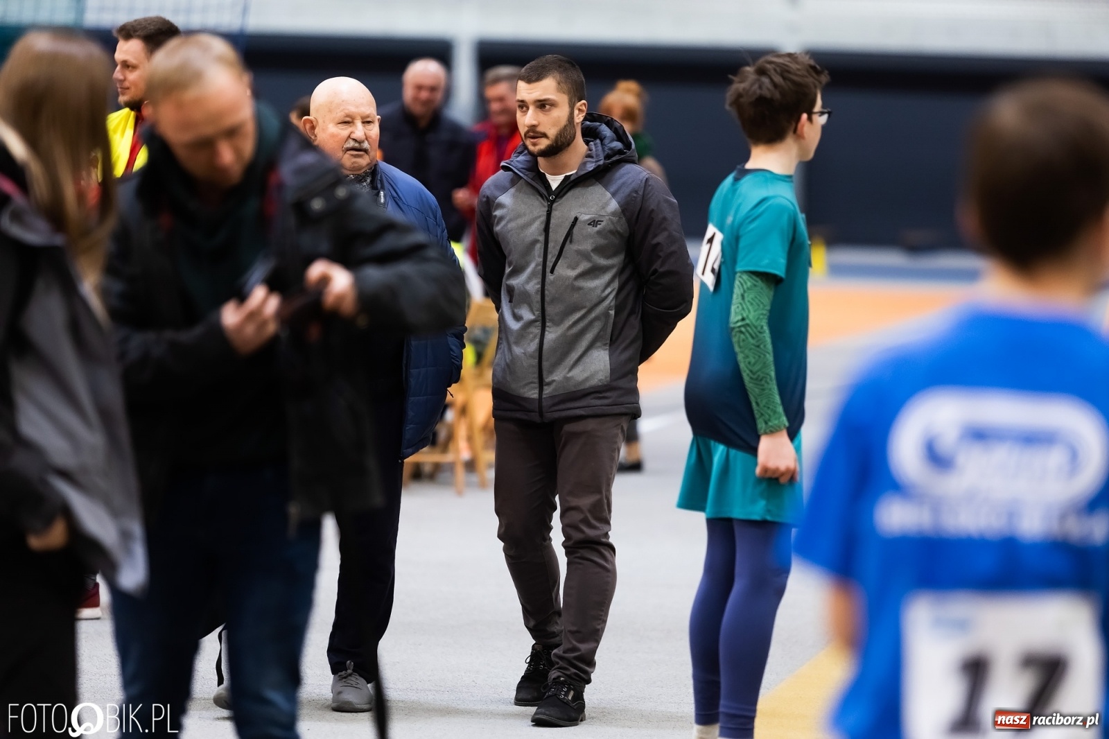 Zdjęcie w galerii na portalu naszraciborz.pl: Królowa sportu w Raciborzu. Halowe Mistrzostwa Śląska w hali ZSOMS [FOTO i WIDEO] wiadomości z regionu