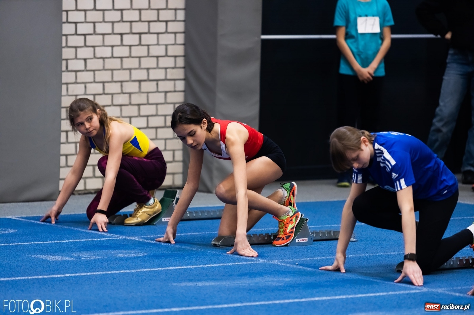 Zdjęcie w galerii na portalu naszraciborz.pl: Królowa sportu w Raciborzu. Halowe Mistrzostwa Śląska w hali ZSOMS [FOTO i WIDEO] wiadomości z regionu