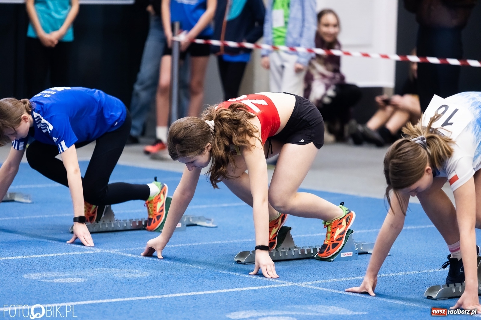 Zdjęcie w galerii na portalu naszraciborz.pl: Królowa sportu w Raciborzu. Halowe Mistrzostwa Śląska w hali ZSOMS [FOTO i WIDEO] wiadomości z regionu