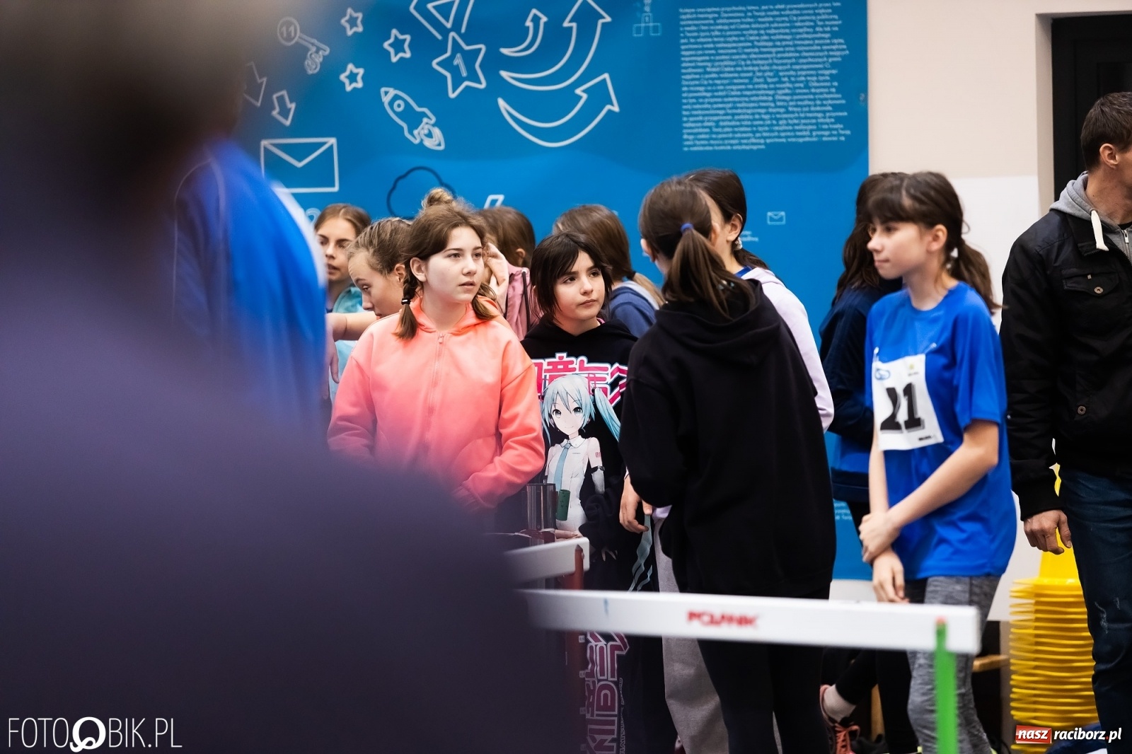 Zdjęcie w galerii na portalu naszraciborz.pl: Królowa sportu w Raciborzu. Halowe Mistrzostwa Śląska w hali ZSOMS [FOTO i WIDEO] wiadomości z regionu