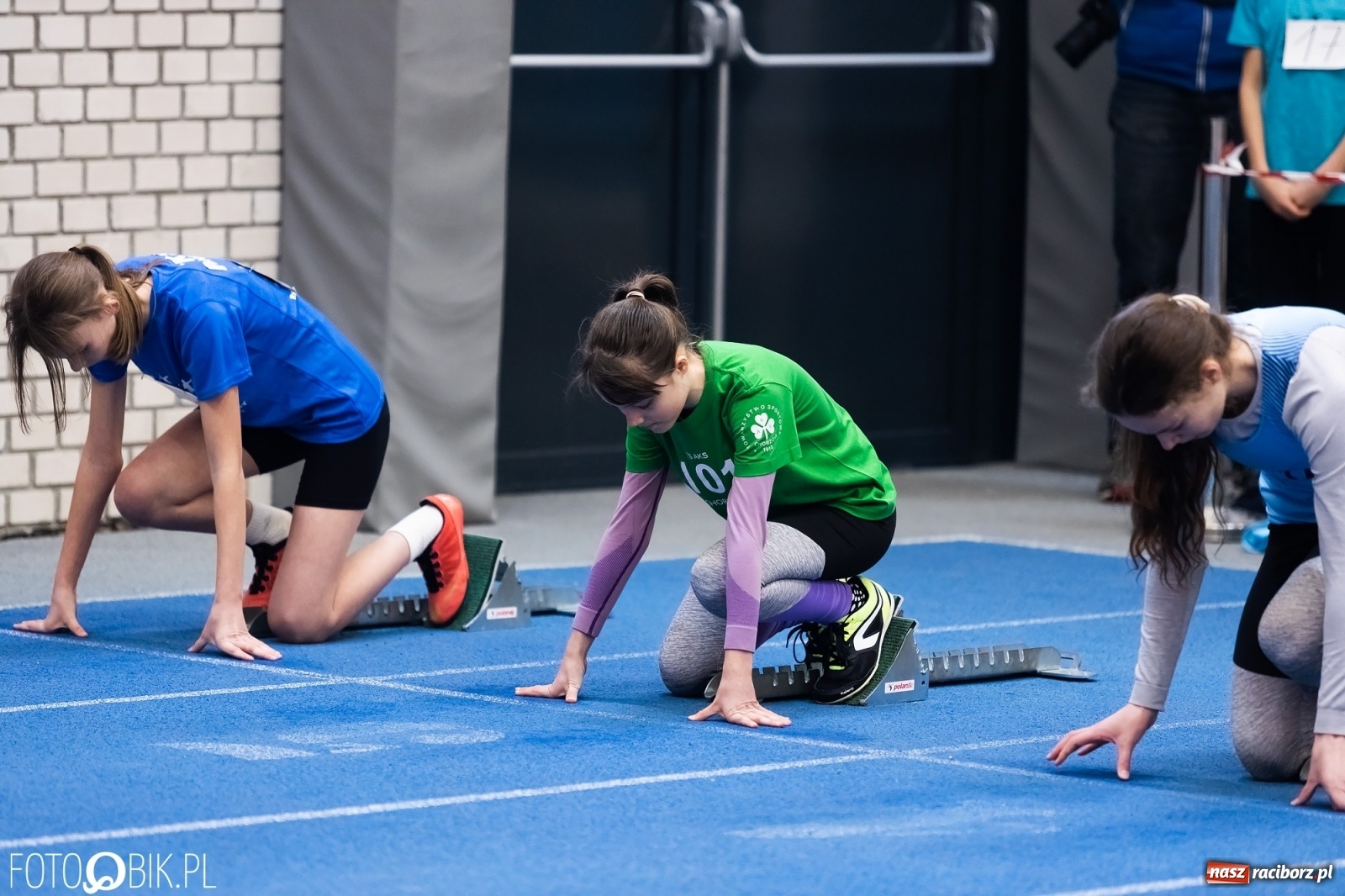 Zdjęcie w galerii na portalu naszraciborz.pl: Królowa sportu w Raciborzu. Halowe Mistrzostwa Śląska w hali ZSOMS [FOTO i WIDEO] wiadomości z regionu