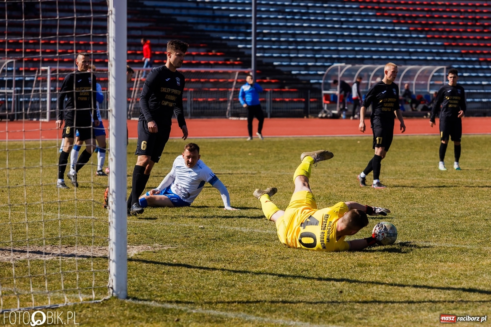 Zdjęcie w galerii na portalu naszraciborz.pl: Co z tą Unią? Tylko remis w derbowej potyczce [FOTO] wiadomości z regionu