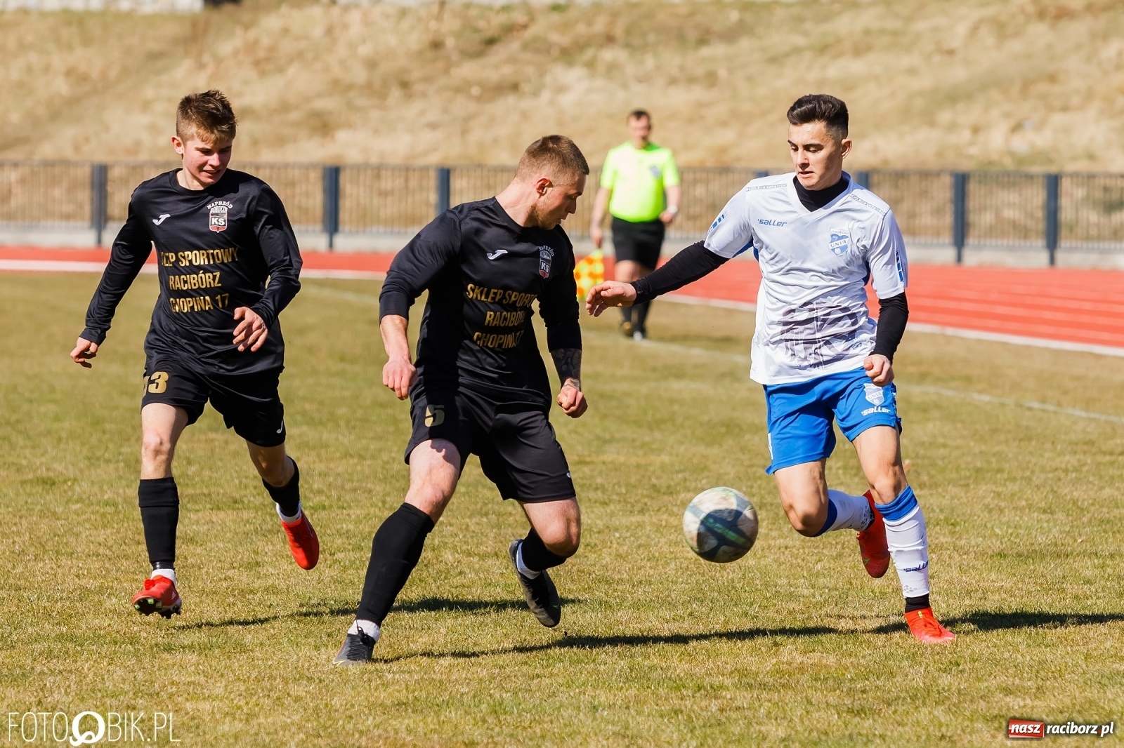 Zdjęcie w galerii na portalu naszraciborz.pl: Co z tą Unią? Tylko remis w derbowej potyczce [FOTO] wiadomości z regionu