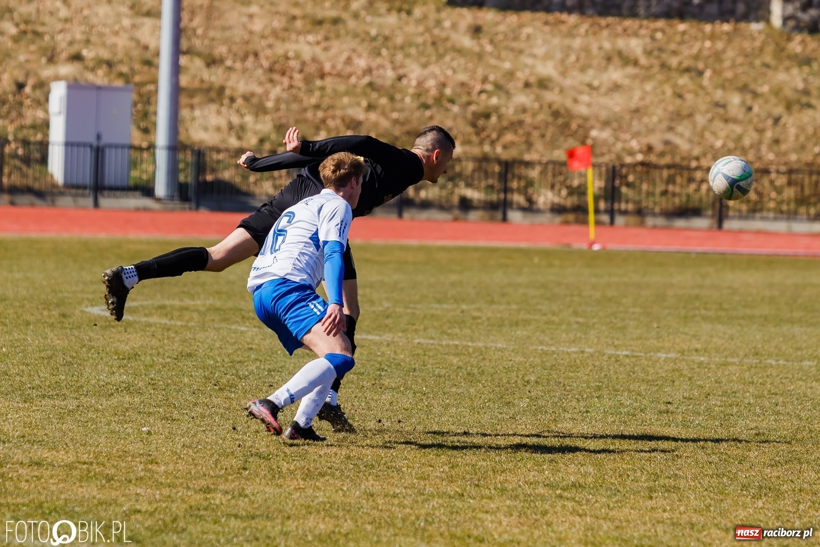 Zdjęcie w galerii na portalu naszraciborz.pl: Co z tą Unią? Tylko remis w derbowej potyczce [FOTO] wiadomości z regionu