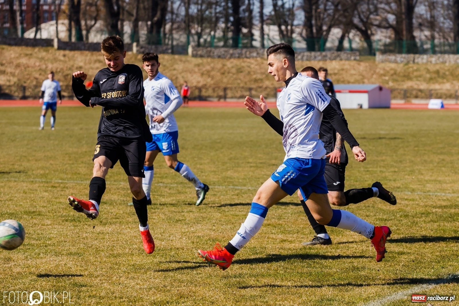 Zdjęcie w galerii na portalu naszraciborz.pl: Co z tą Unią? Tylko remis w derbowej potyczce [FOTO] wiadomości z regionu