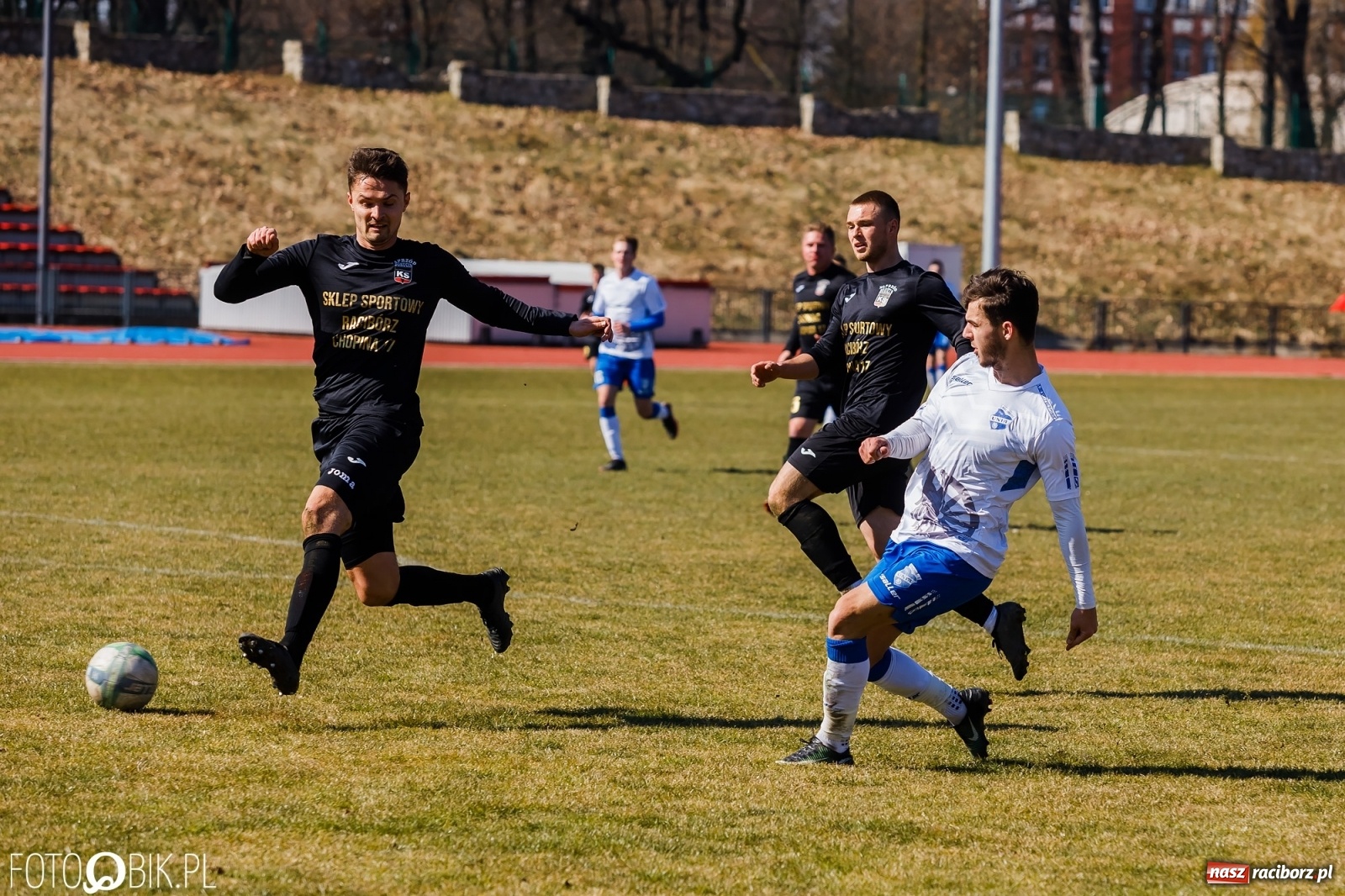 Zdjęcie w galerii na portalu naszraciborz.pl: Co z tą Unią? Tylko remis w derbowej potyczce [FOTO] wiadomości z regionu