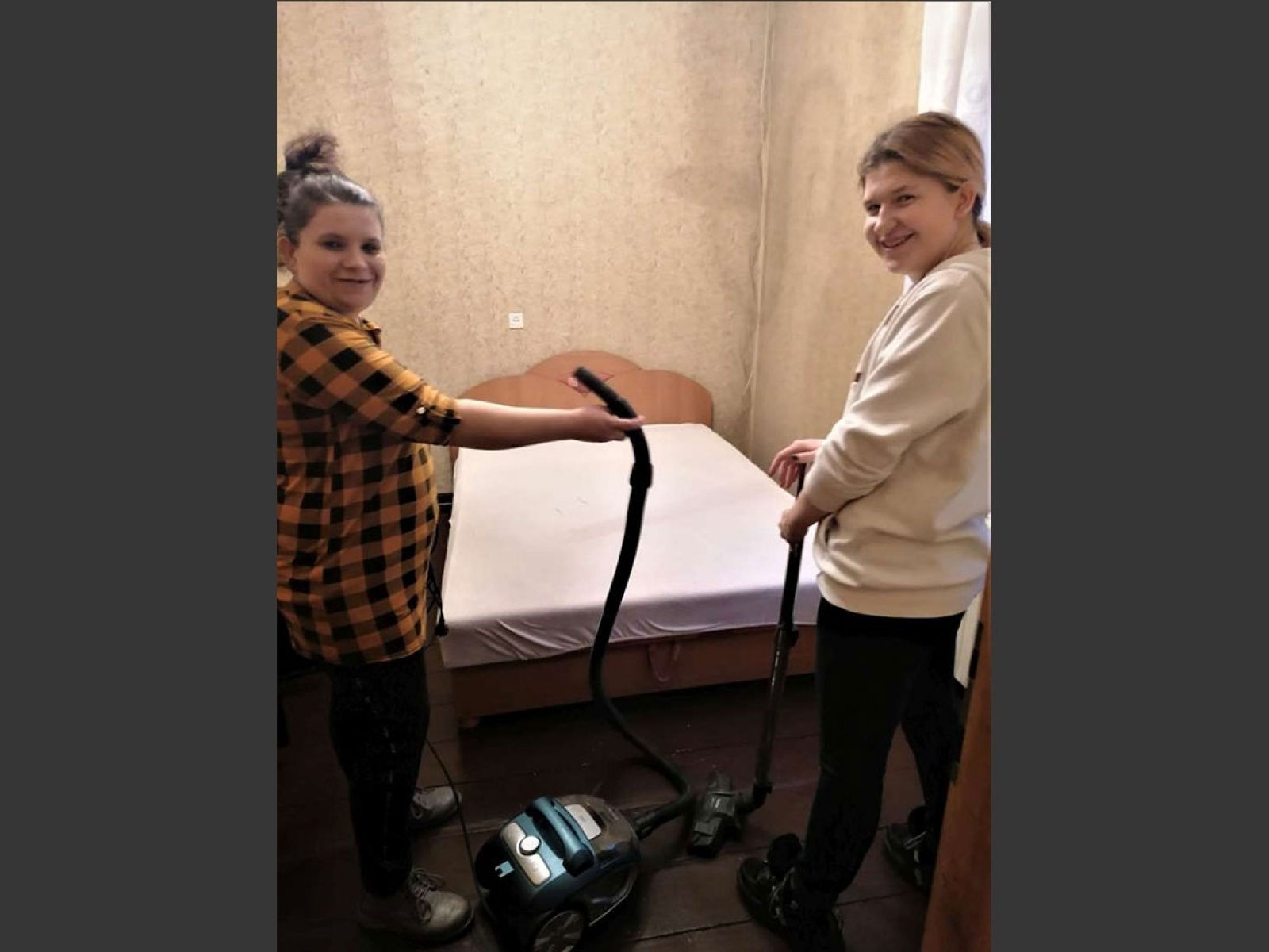 Zdjęcie w galerii na portalu naszraciborz.pl: Błękitne Anioły z Łubowic pomagają Ukrainie wiadomości z regionu