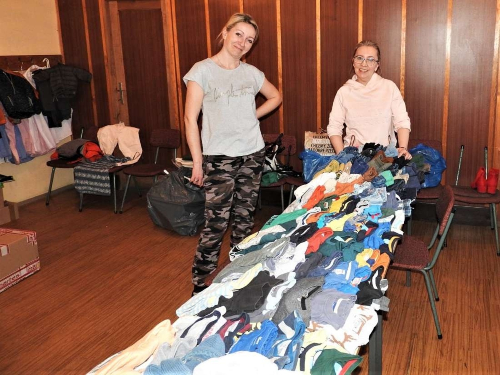 Zdjęcie w galerii na portalu naszraciborz.pl: Błękitne Anioły z Łubowic pomagają Ukrainie wiadomości z regionu