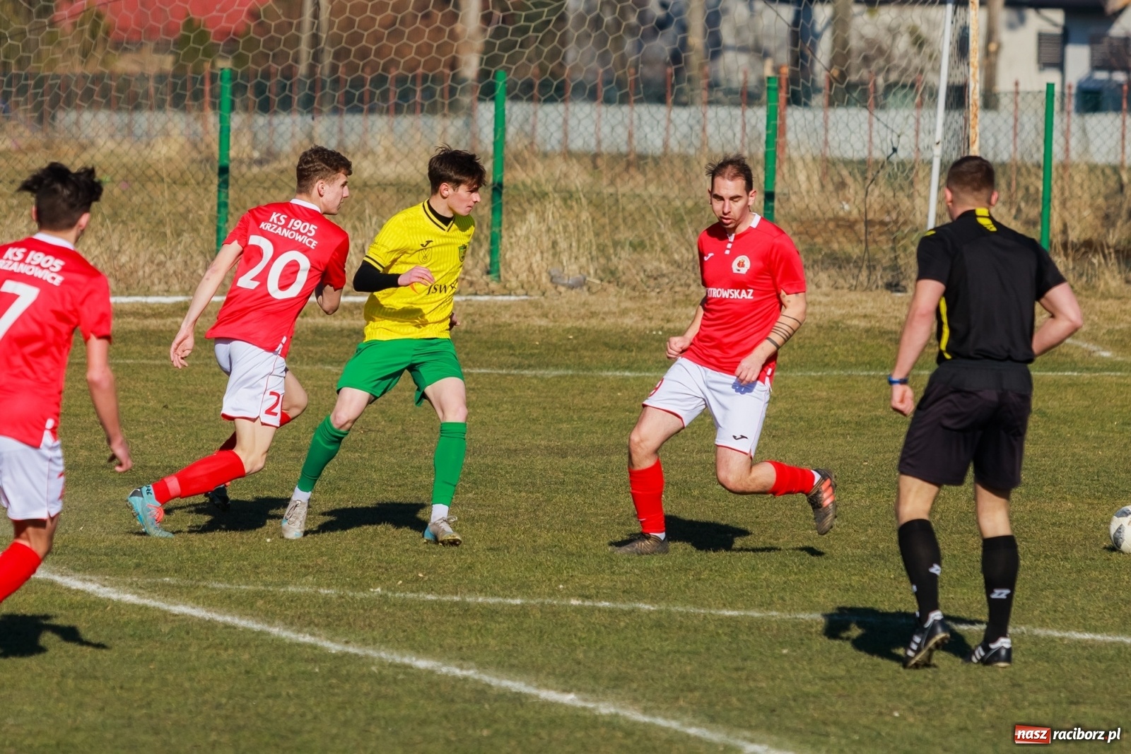 Zdjęcie w galerii na portalu naszraciborz.pl: Krzanowice zdeklasowały rezerwy Jastrzębia [FOTO] wiadomości z regionu
