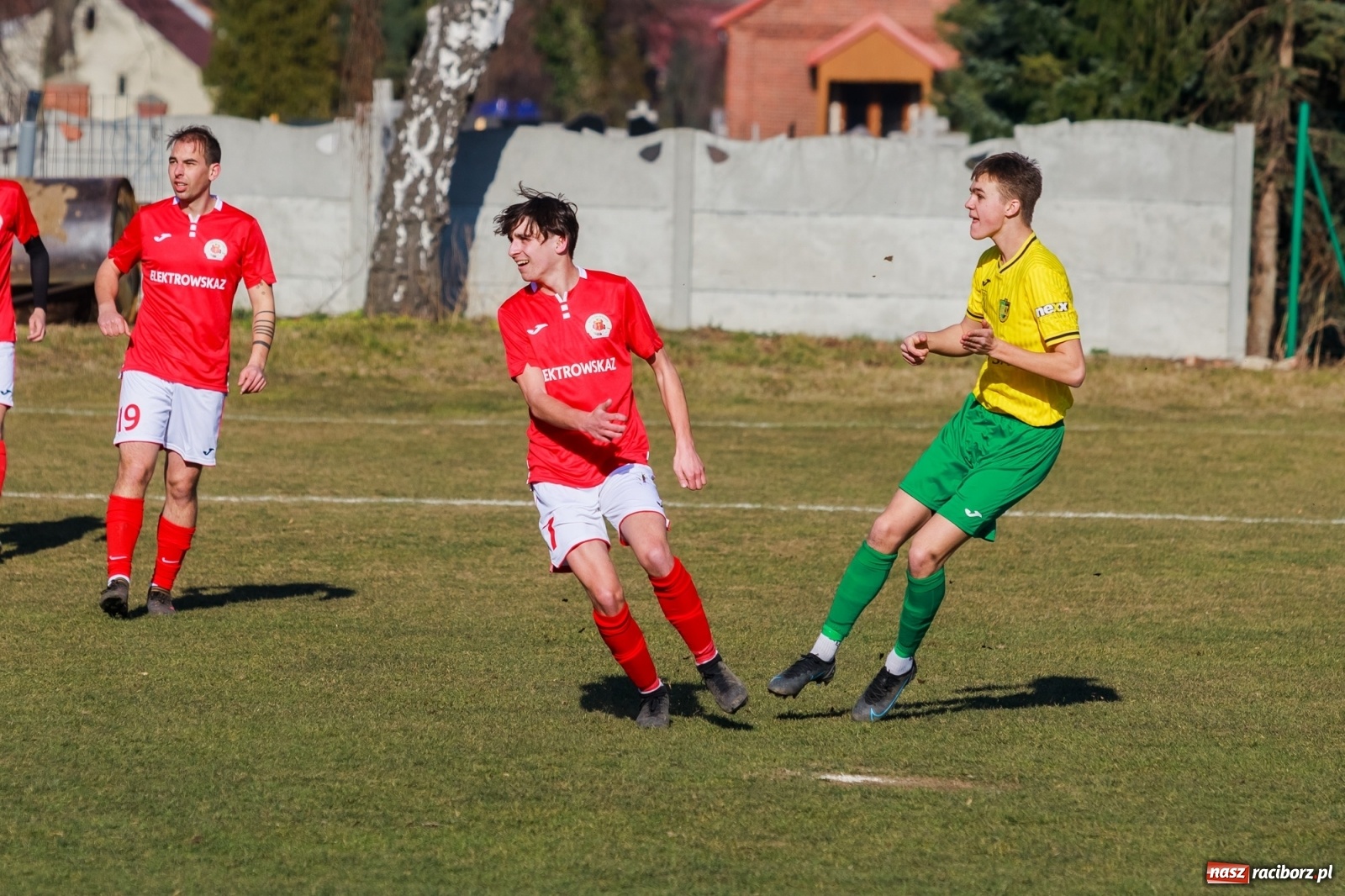 Zdjęcie w galerii na portalu naszraciborz.pl: Krzanowice zdeklasowały rezerwy Jastrzębia [FOTO] wiadomości z regionu