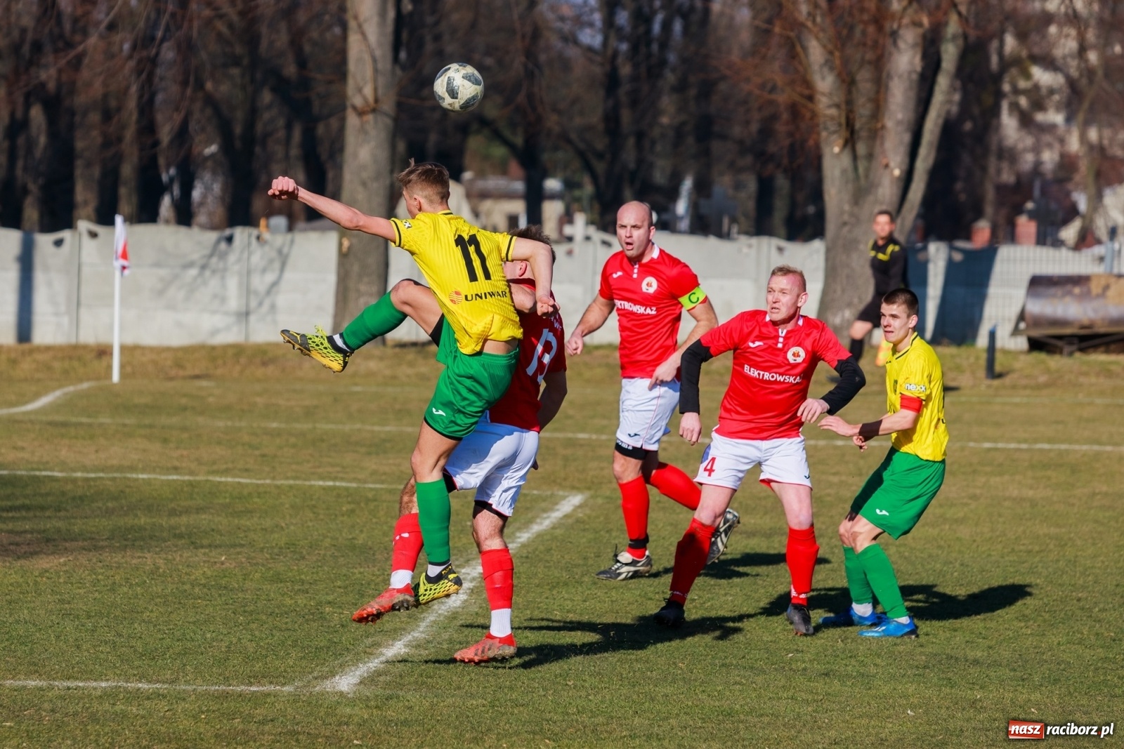 Zdjęcie w galerii na portalu naszraciborz.pl: Krzanowice zdeklasowały rezerwy Jastrzębia [FOTO] wiadomości z regionu