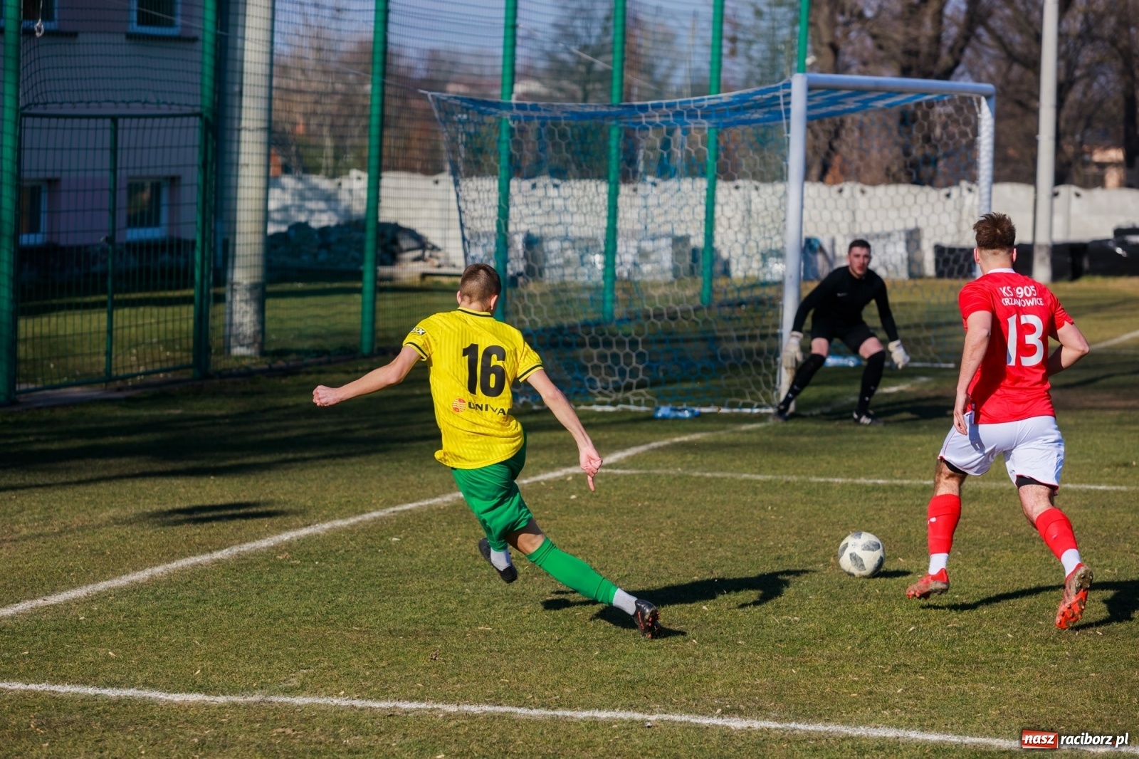 Zdjęcie w galerii na portalu naszraciborz.pl: Krzanowice zdeklasowały rezerwy Jastrzębia [FOTO] wiadomości z regionu