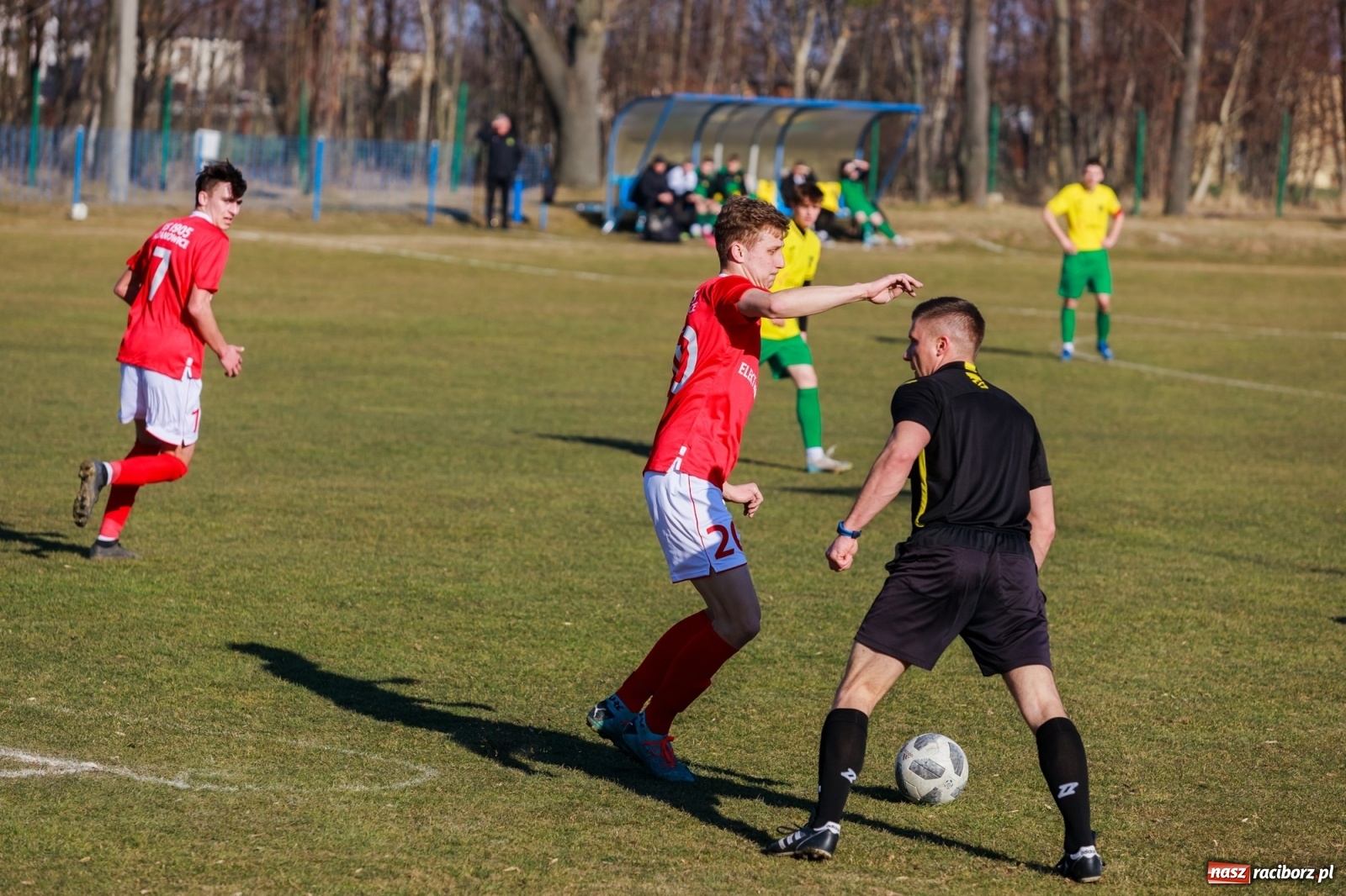 Zdjęcie w galerii na portalu naszraciborz.pl: Krzanowice zdeklasowały rezerwy Jastrzębia [FOTO] wiadomości z regionu