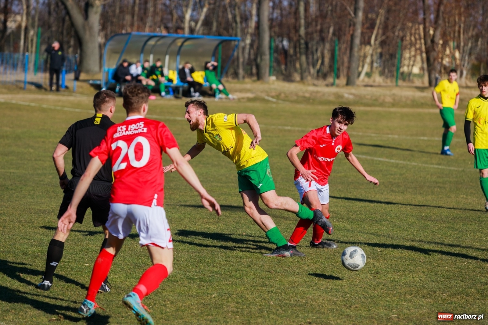 Zdjęcie w galerii na portalu naszraciborz.pl: Krzanowice zdeklasowały rezerwy Jastrzębia [FOTO] wiadomości z regionu