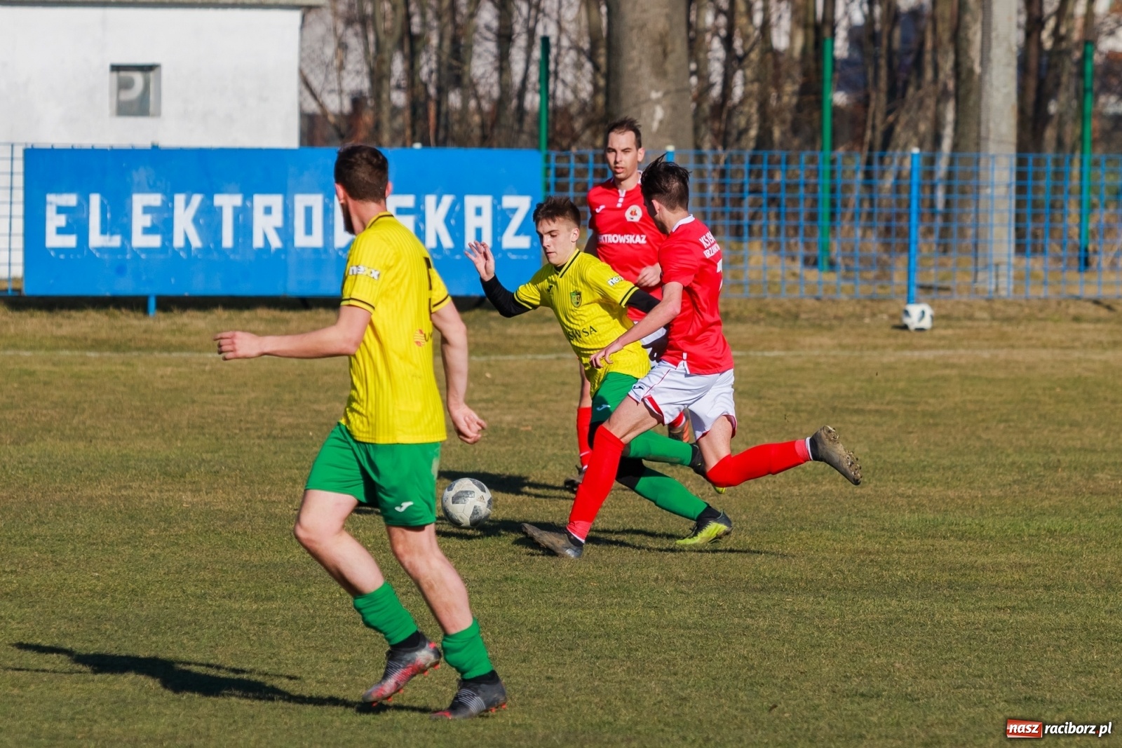 Zdjęcie w galerii na portalu naszraciborz.pl: Krzanowice zdeklasowały rezerwy Jastrzębia [FOTO] wiadomości z regionu