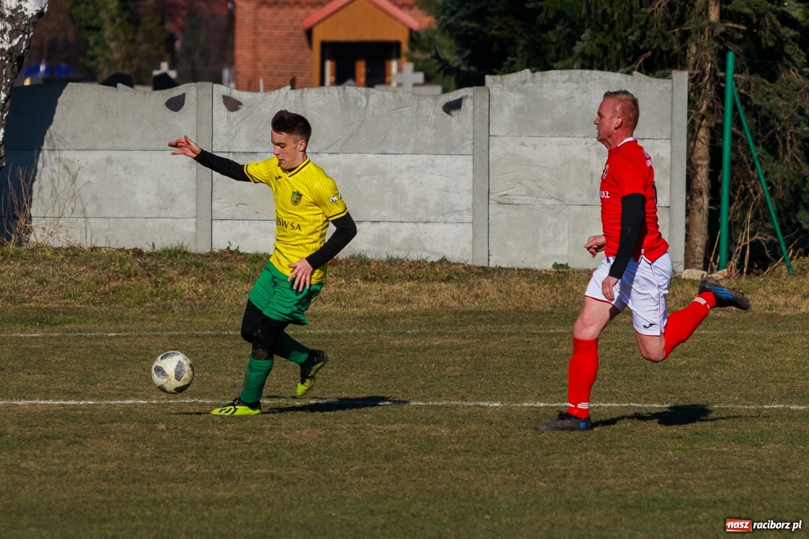 Zdjęcie w galerii na portalu naszraciborz.pl: Krzanowice zdeklasowały rezerwy Jastrzębia [FOTO] wiadomości z regionu